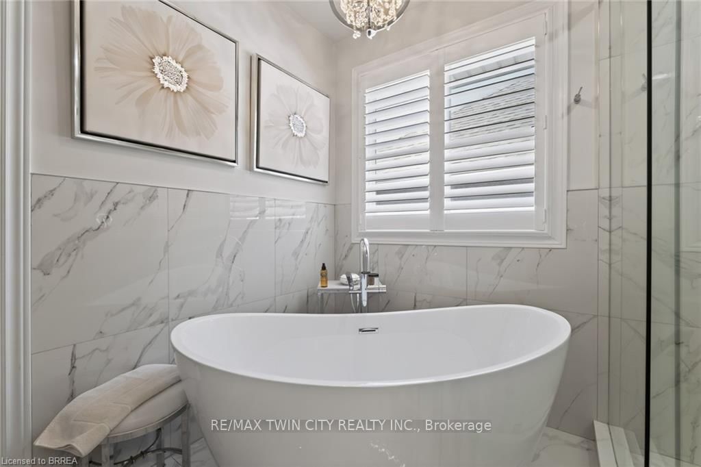 62 Varley Crescent • Brantford, ON photo 34