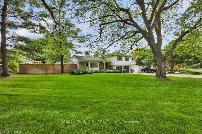 79 Somerset Crescent