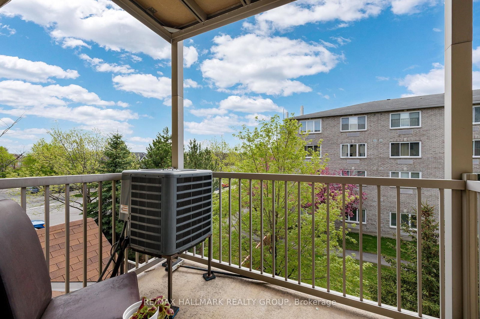 500 Stonefield Private • #6 • Ottawa, ON photo 16