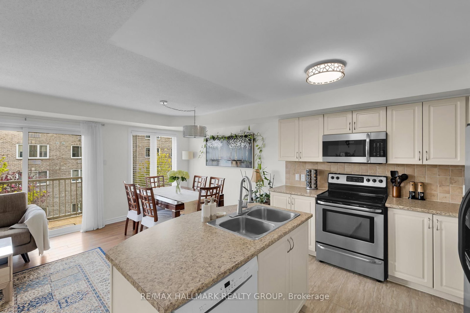 500 Stonefield Private • #6 • Ottawa, ON photo 27