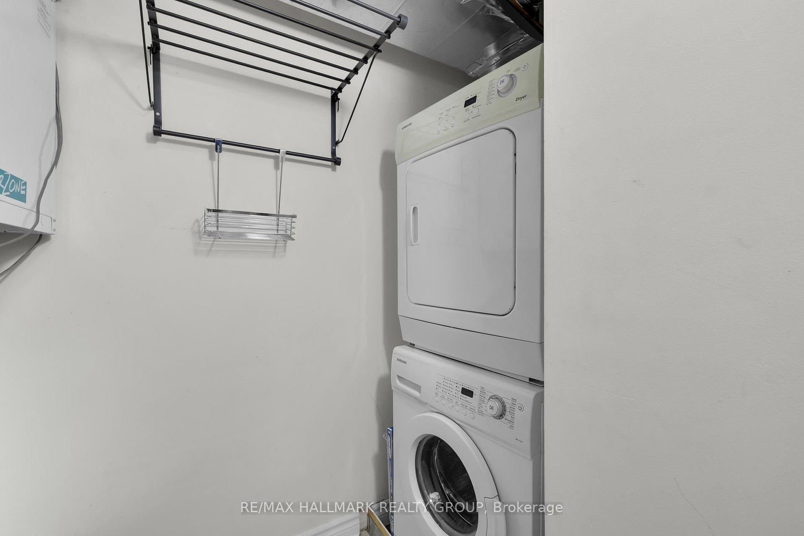 500 Stonefield Private • #6 • Ottawa, ON photo 37