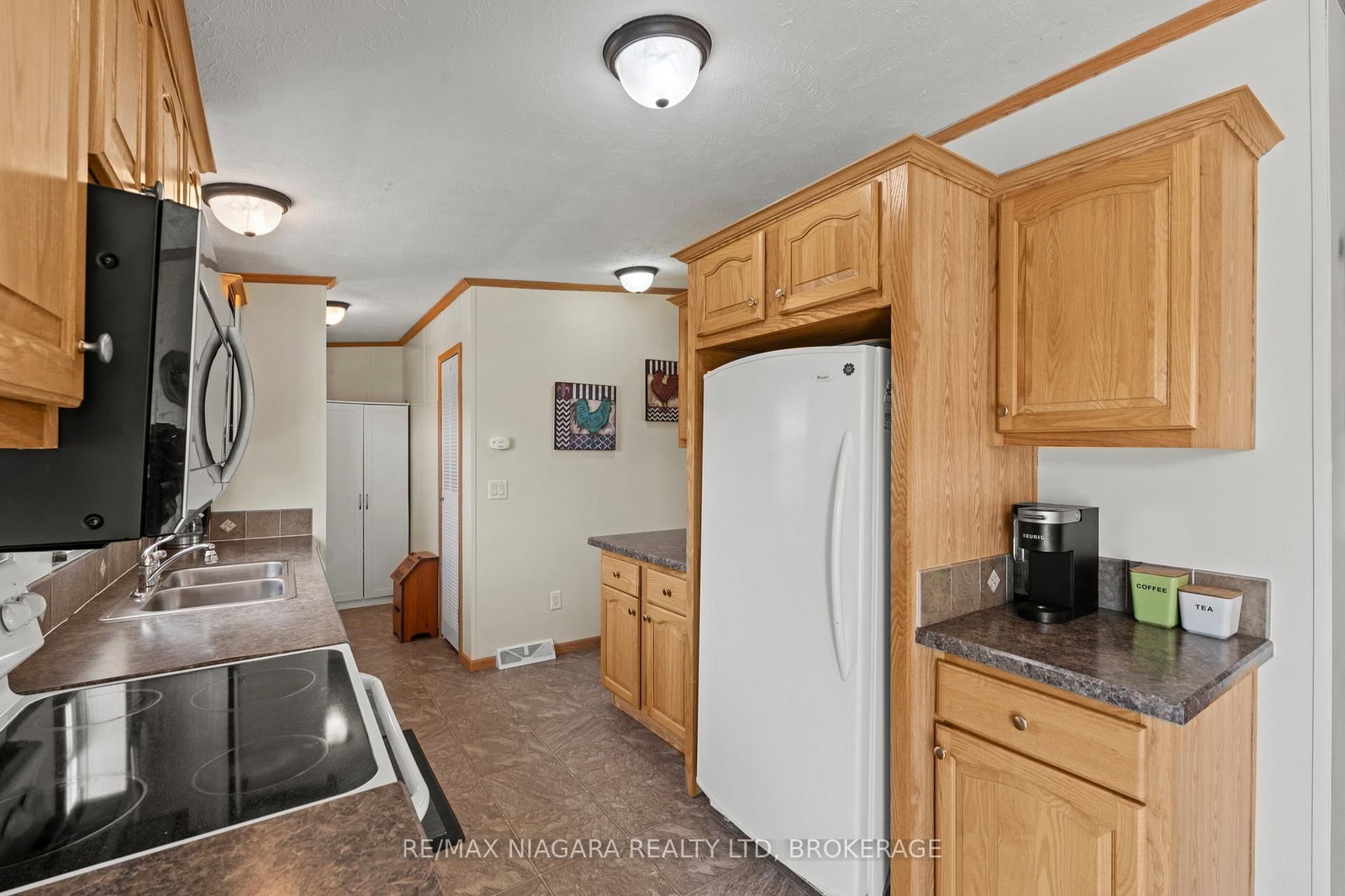 3033 Townline Road • #195 • Fort Erie, ON photo 13