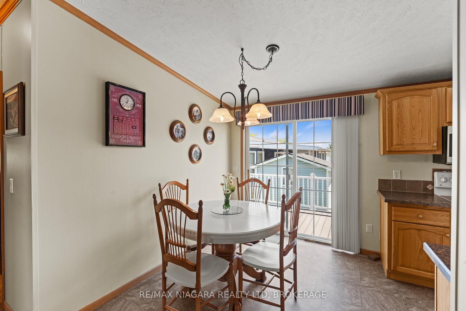 3033 Townline Road • #195 • Fort Erie, ON photo 16