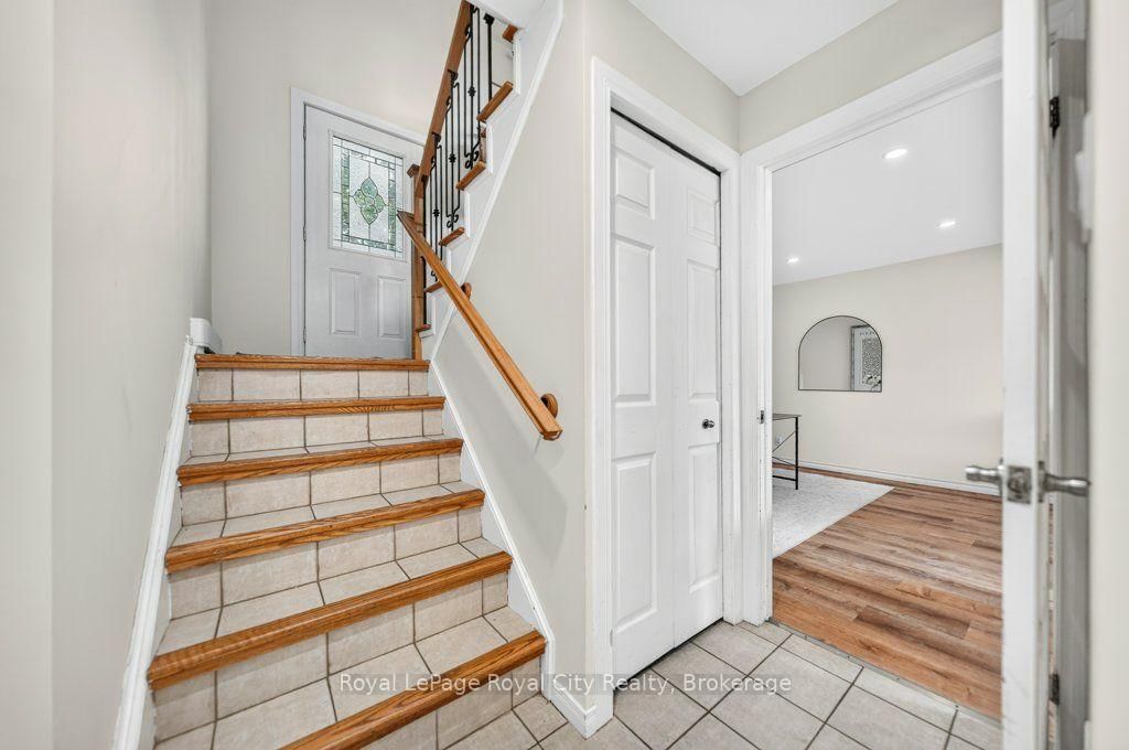 18 Springdale Boulevard • Guelph, ON photo 27