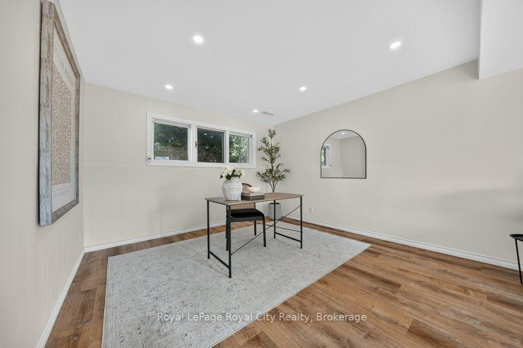 18 Springdale Boulevard • Guelph, ON photo 28