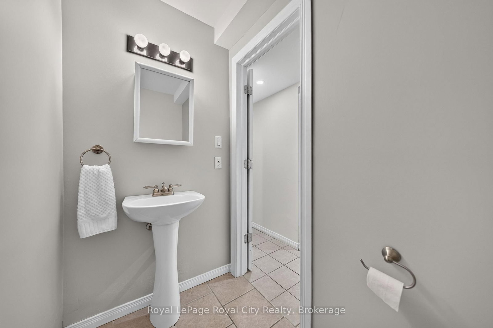 18 Springdale Boulevard • Guelph, ON photo 36