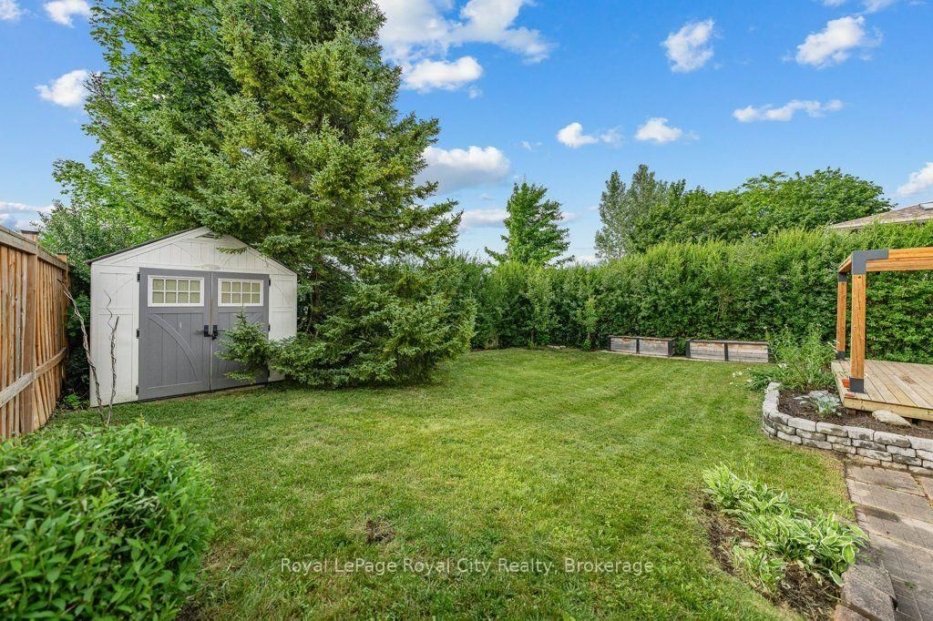 18 Springdale Boulevard • Guelph, ON photo 41