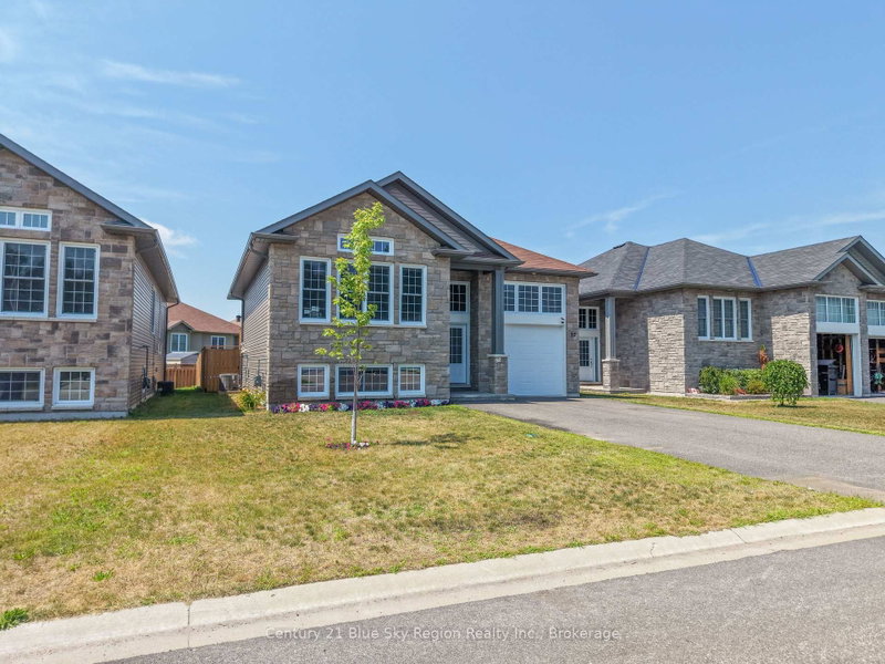 32 Trillium Drive