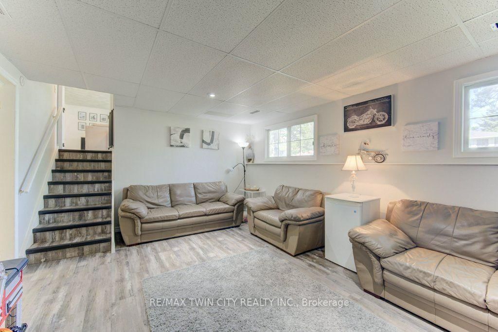 61 Windsor Street • Guelph, ON photo 32
