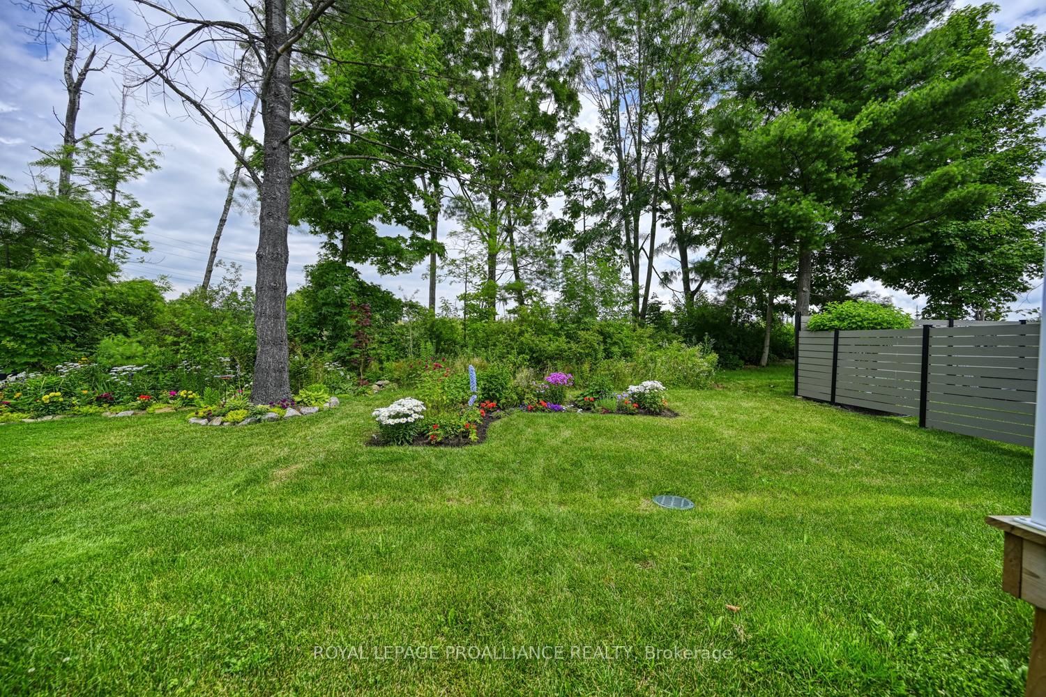 57 A Centre Street • Brockville, ON photo 12