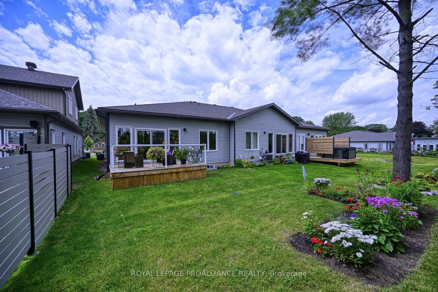57 A Centre Street • Brockville, ON photo 7
