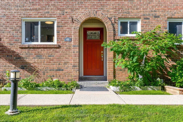 41 - 125 Livingston Avenue