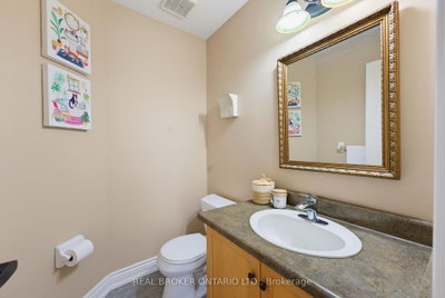 520 Mayflower Street • Waterloo, ON photo 6