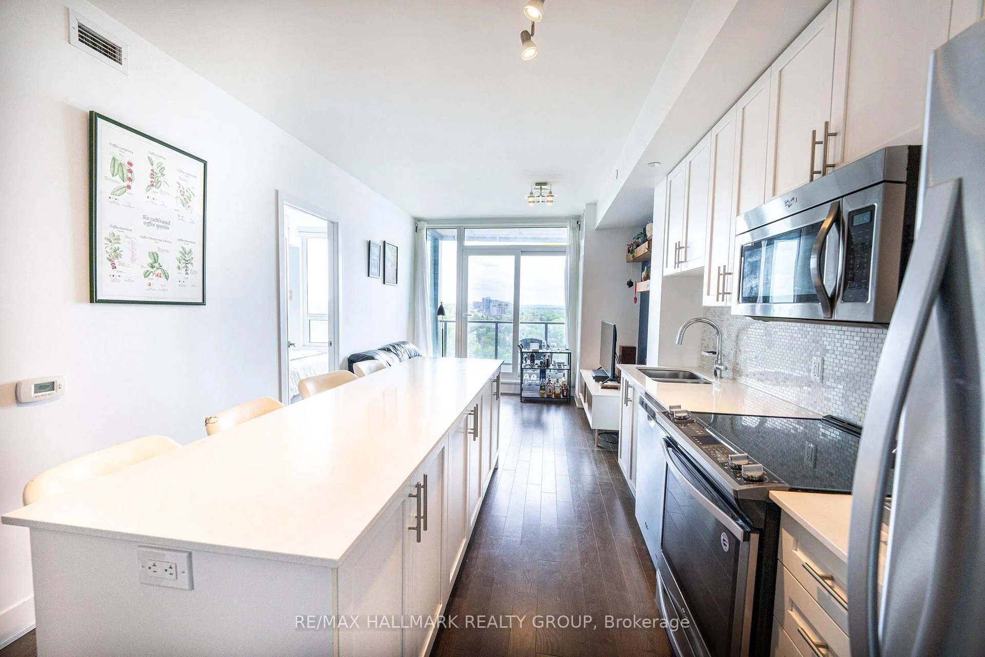 1401 - 485 Richmond Road, Ottawa, ON — photo 7