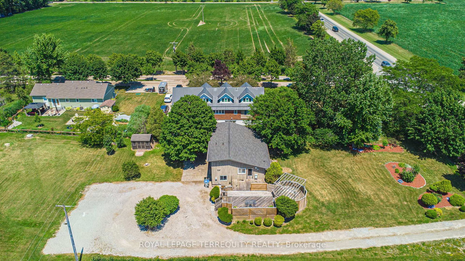71251 Bluewater Highway • Bluewater, ON photo 36