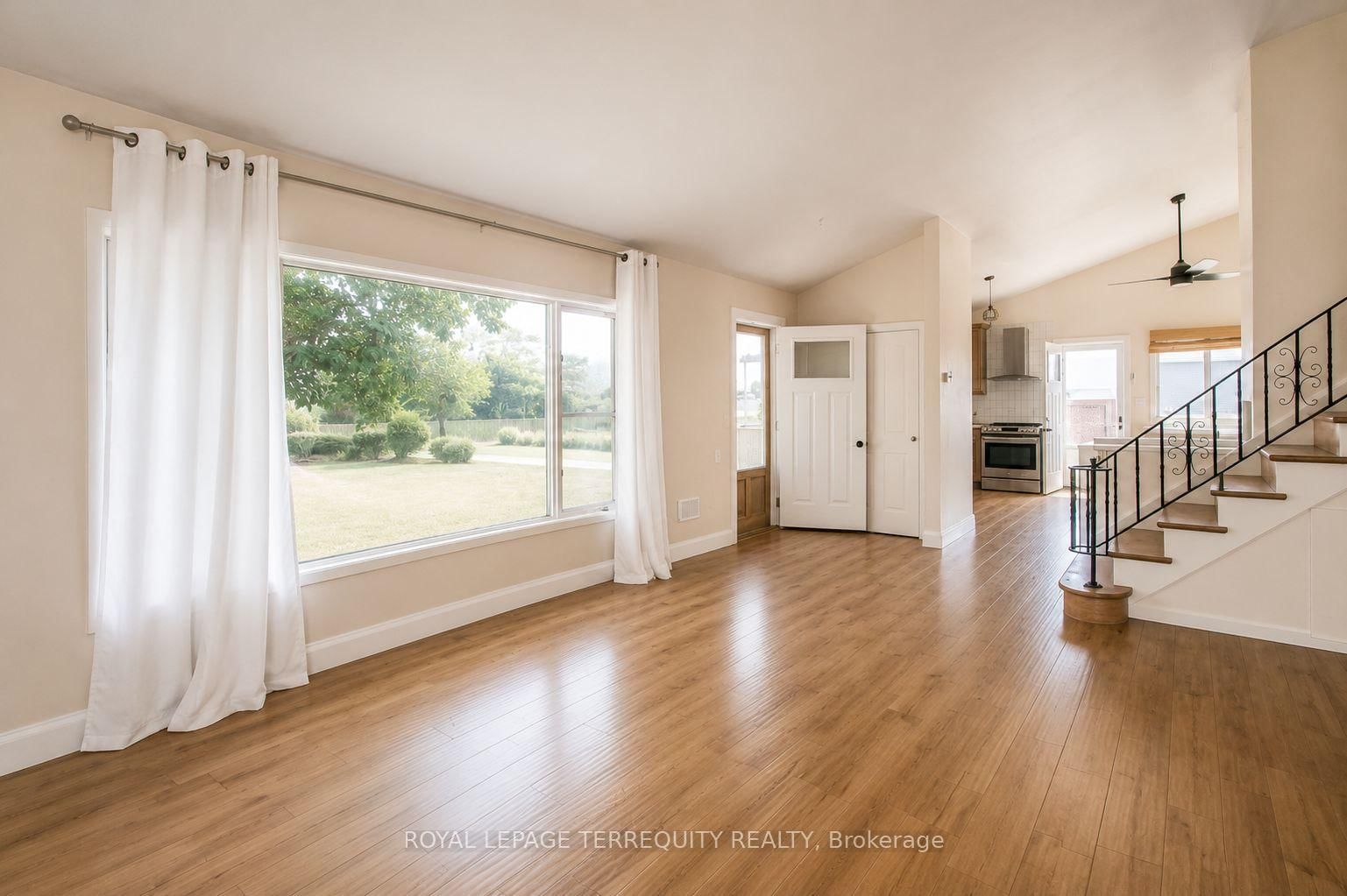 71251 Bluewater Highway • Bluewater, ON photo 7