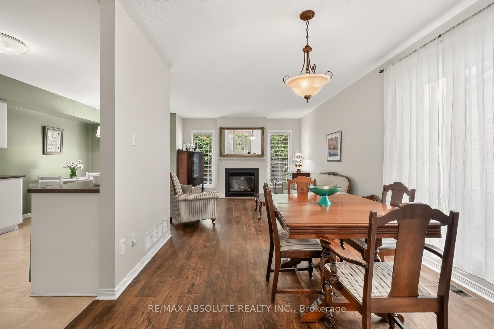 36 Chantilly Gate • Stittsville, ON photo 10