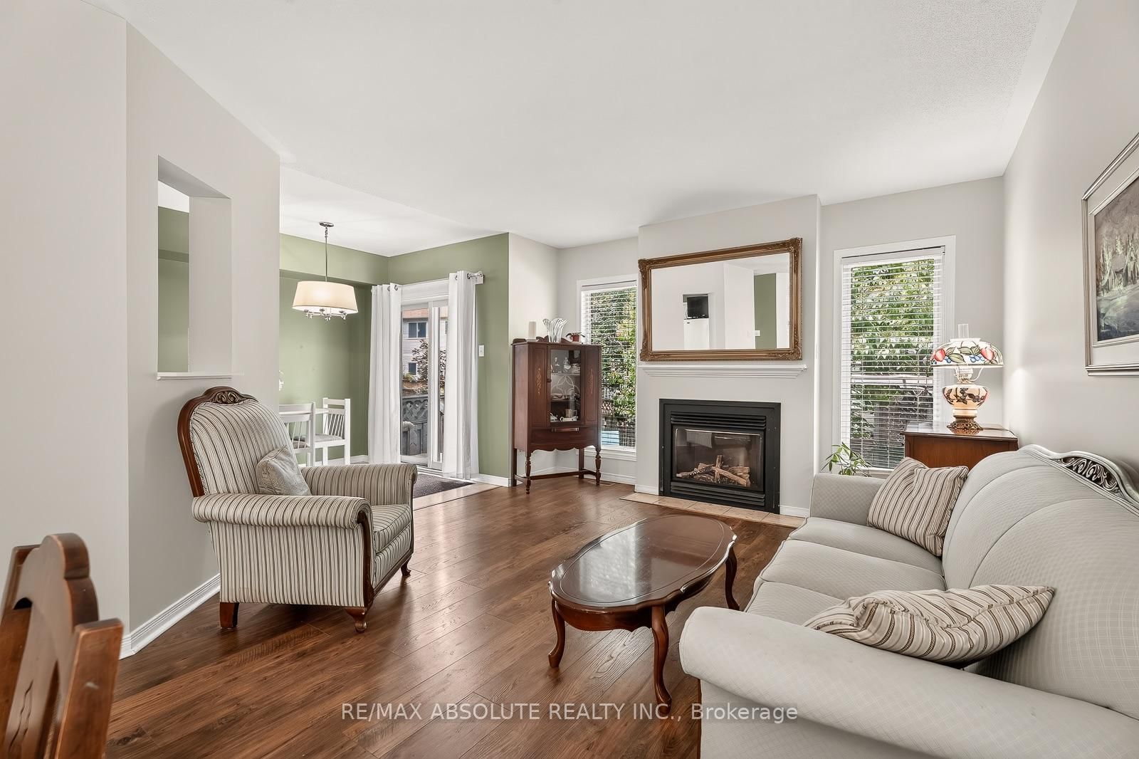 36 Chantilly Gate • Stittsville, ON photo 14