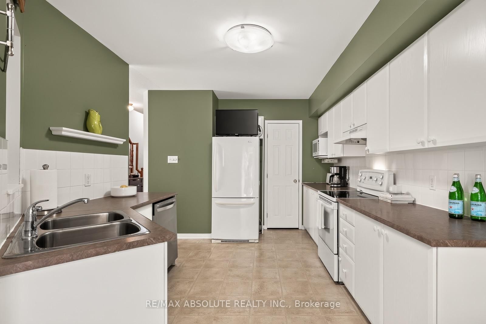 36 Chantilly Gate • Stittsville, ON photo 23