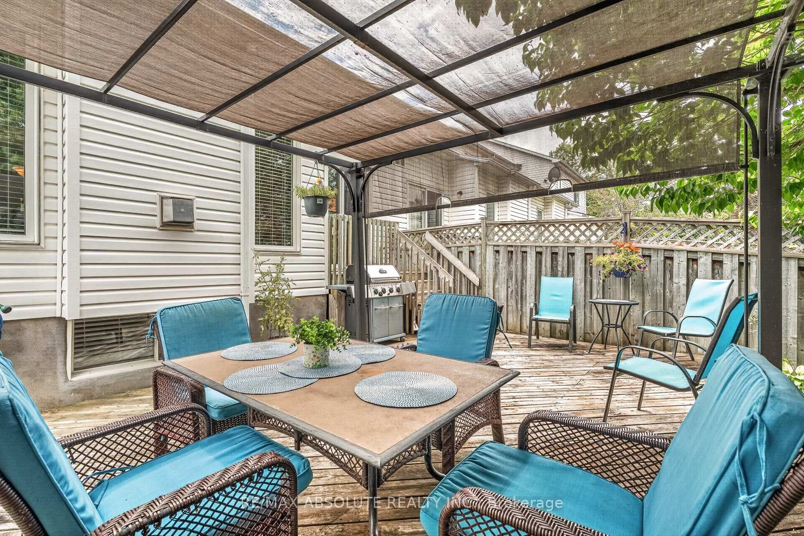 36 Chantilly Gate • Stittsville, ON photo 43