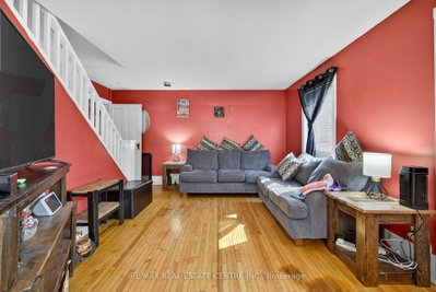 135 E Frederick Street • Wellington North, ON photo 9