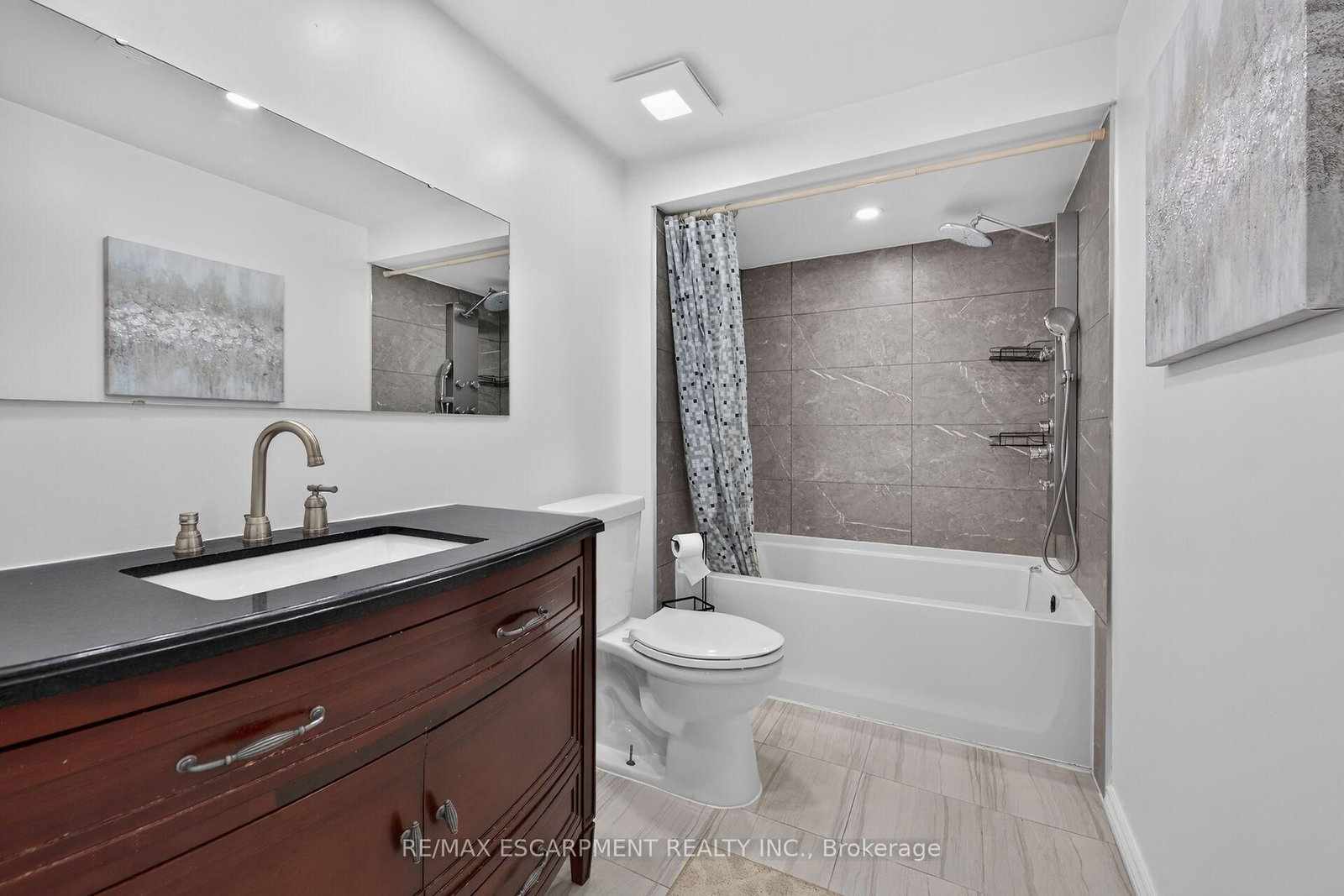 129 Aldercrest Avenue • Hamilton, ON photo 43