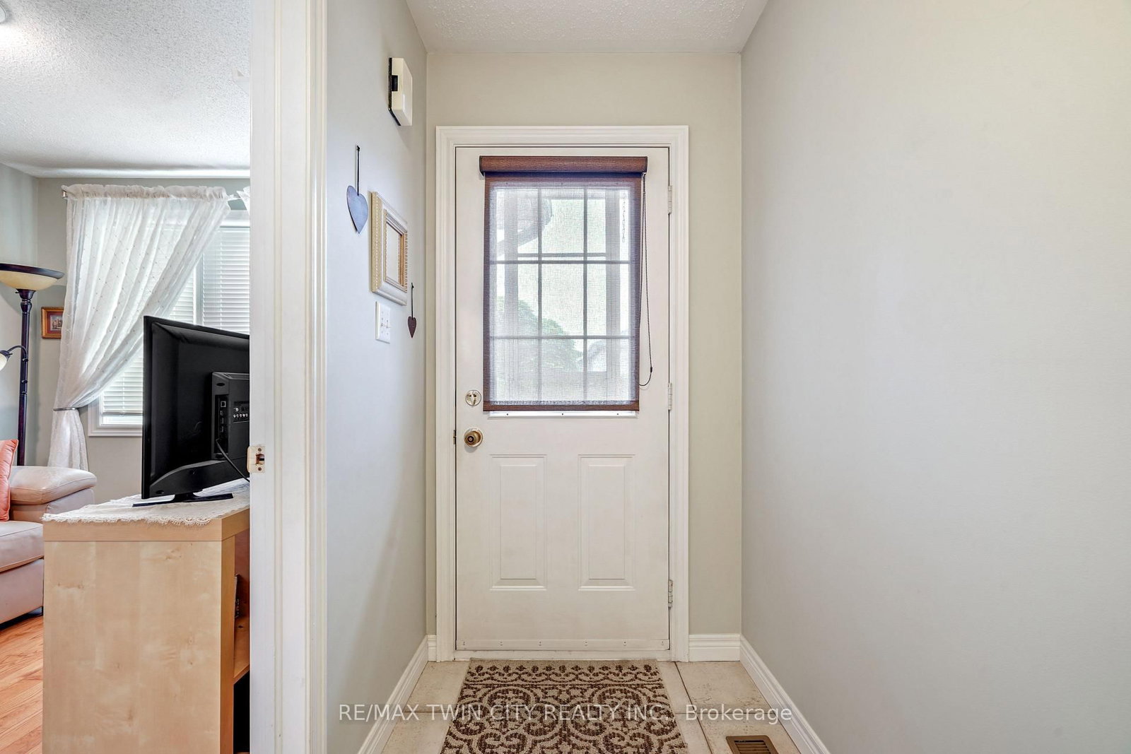 1 Buchanan Crescent Unit 11 — photo 5