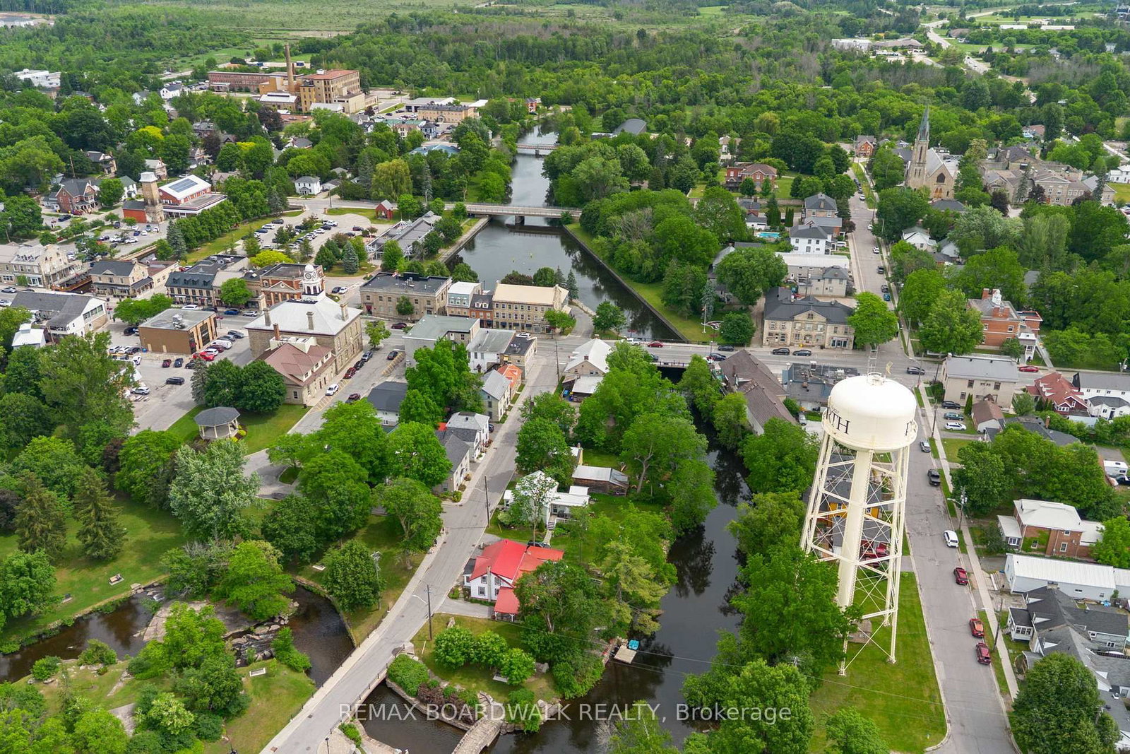 8 Grant Street • Perth, ON photo 34