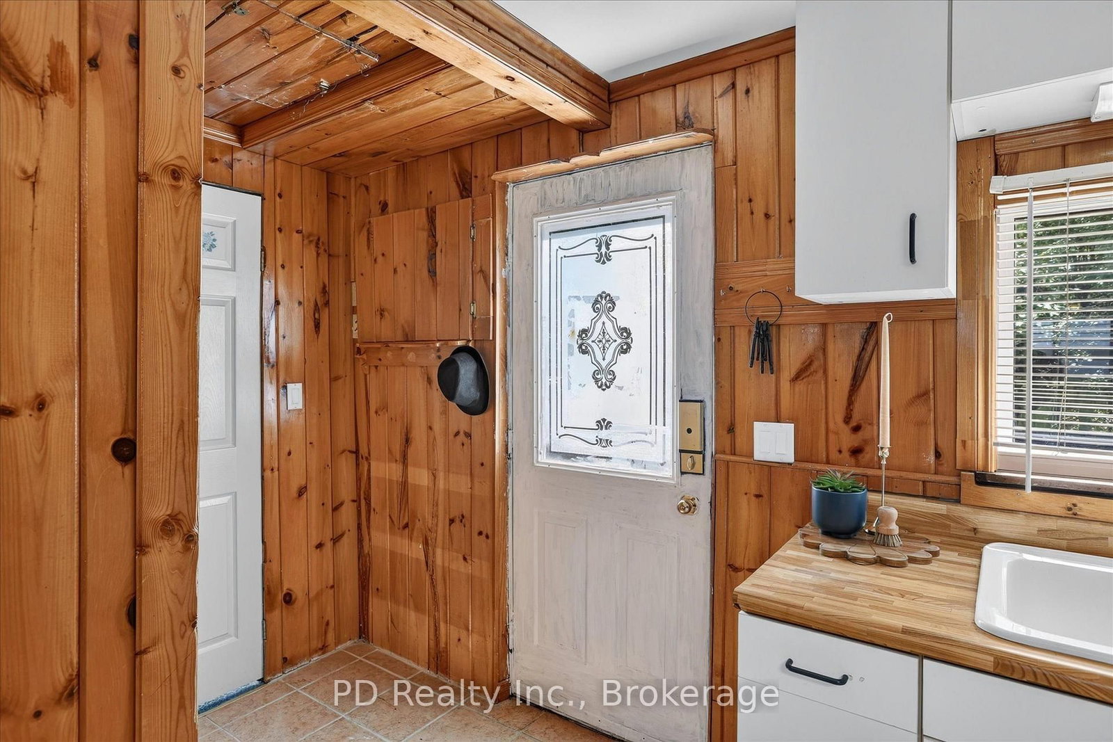 35 Westview Drive • Kawartha Lakes, ON photo 8