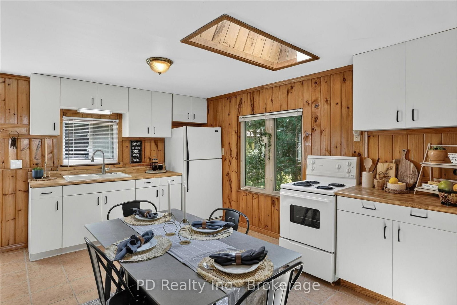 35 Westview Drive • Kawartha Lakes, ON photo 9