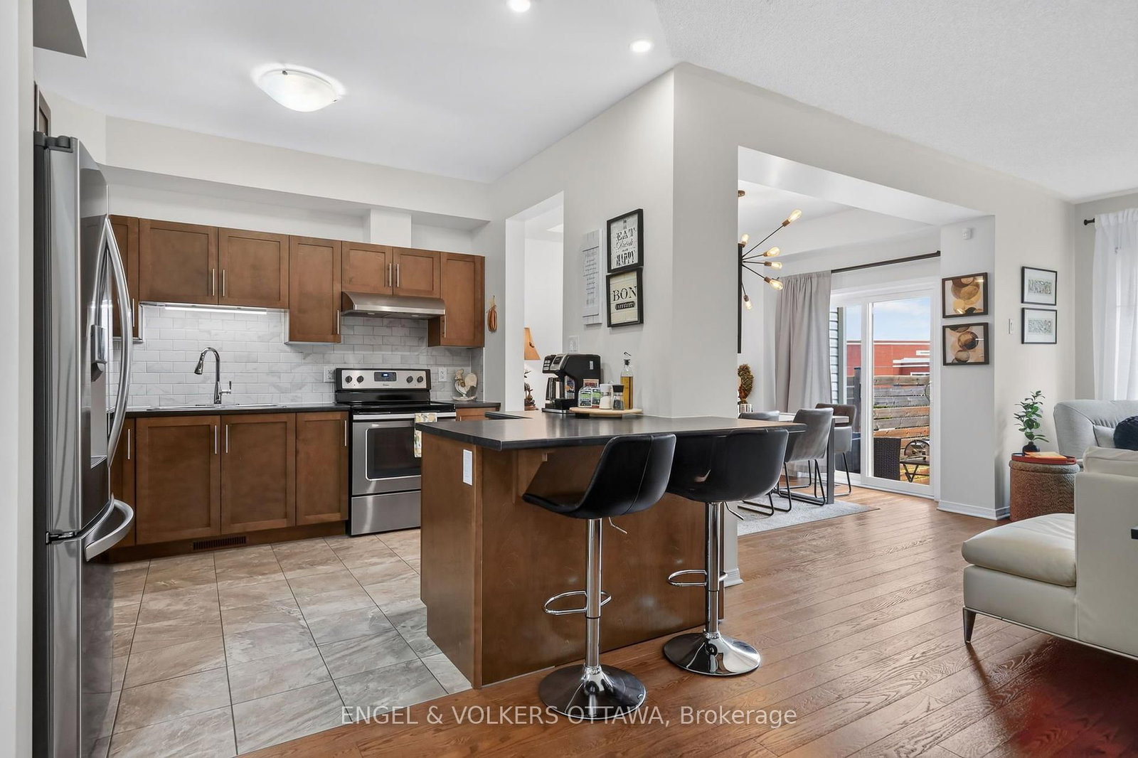 601 Via Campanale Avenue • Ottawa, ON photo 8