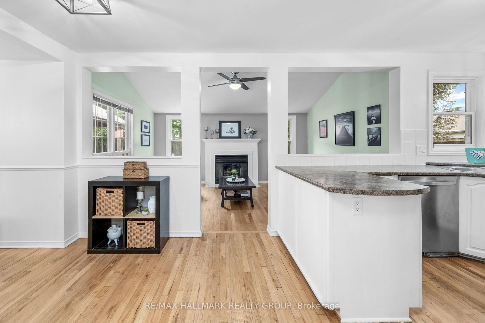 652 Thicket Way • Ottawa, ON photo 15