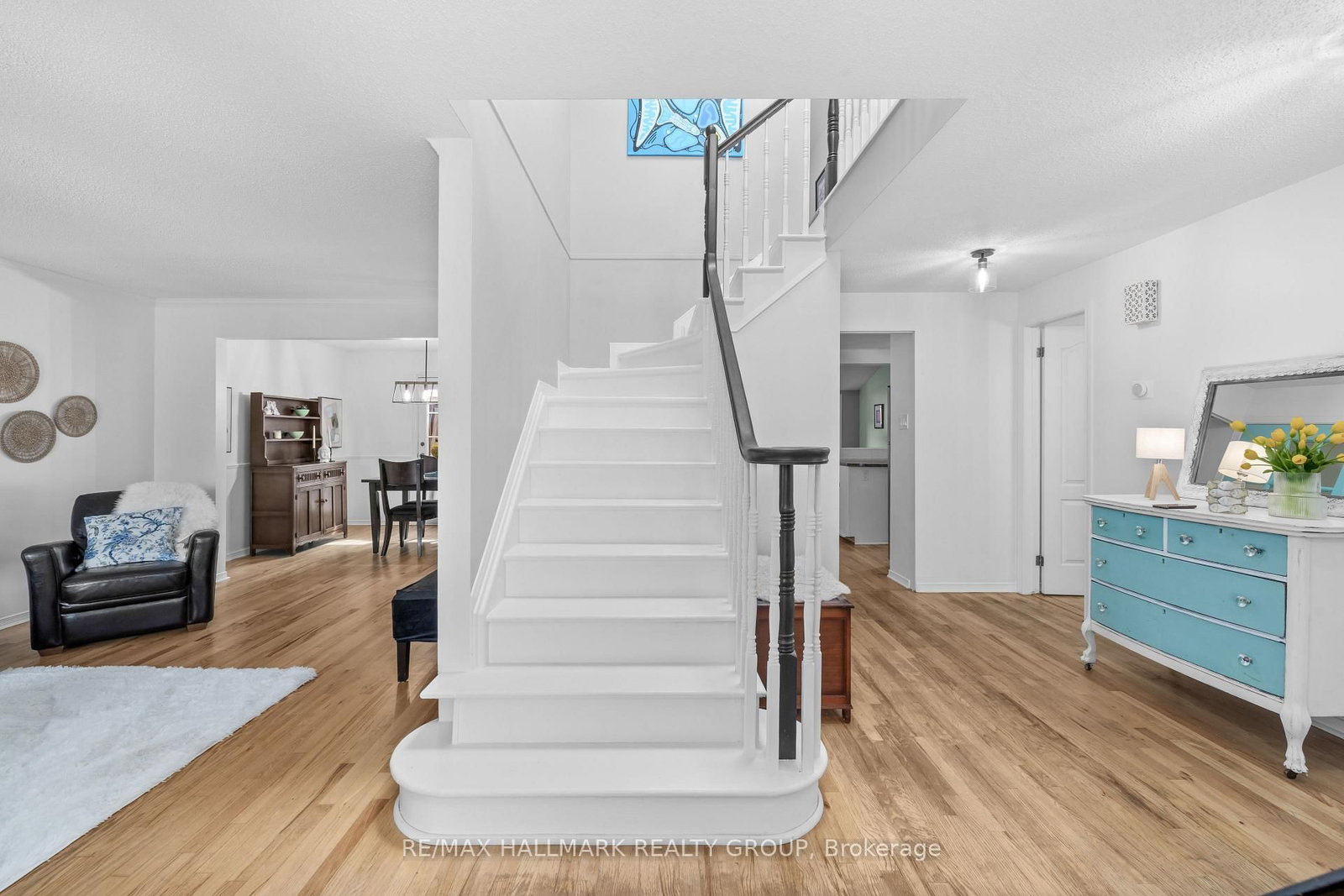 652 Thicket Way • Ottawa, ON photo 5