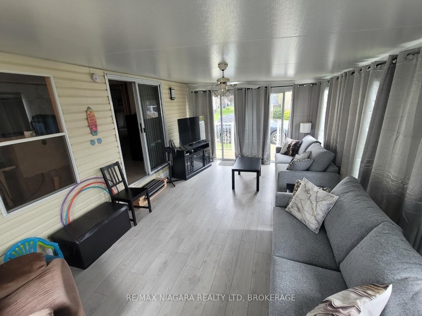 113 Quarry View Village • Port Colborne, ON photo 5