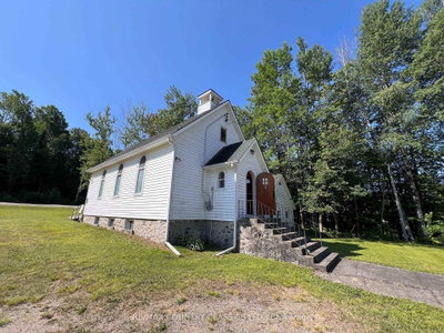 113 Village Street — more photos