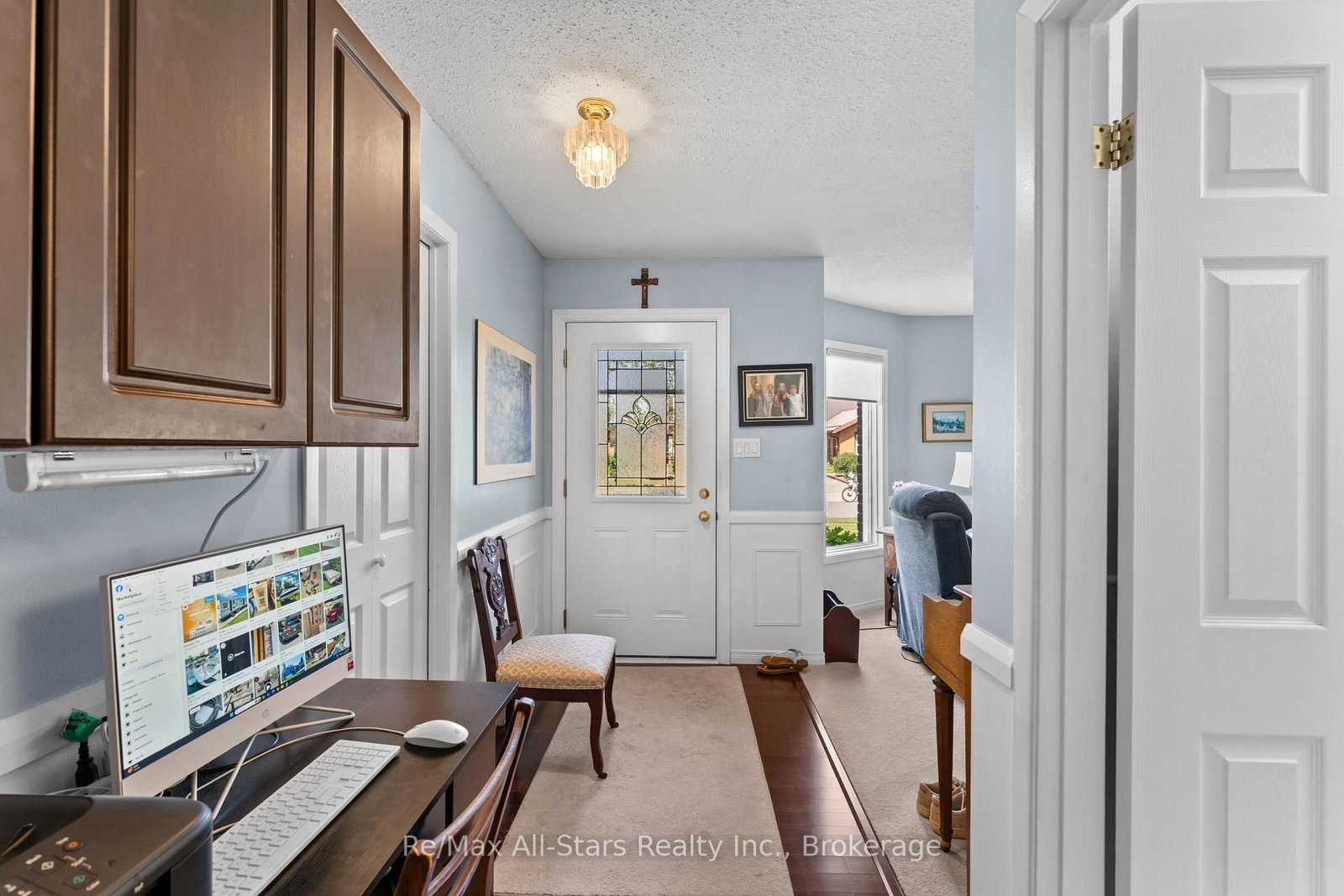 53 Helen Street • Kawartha Lakes, ON photo 6