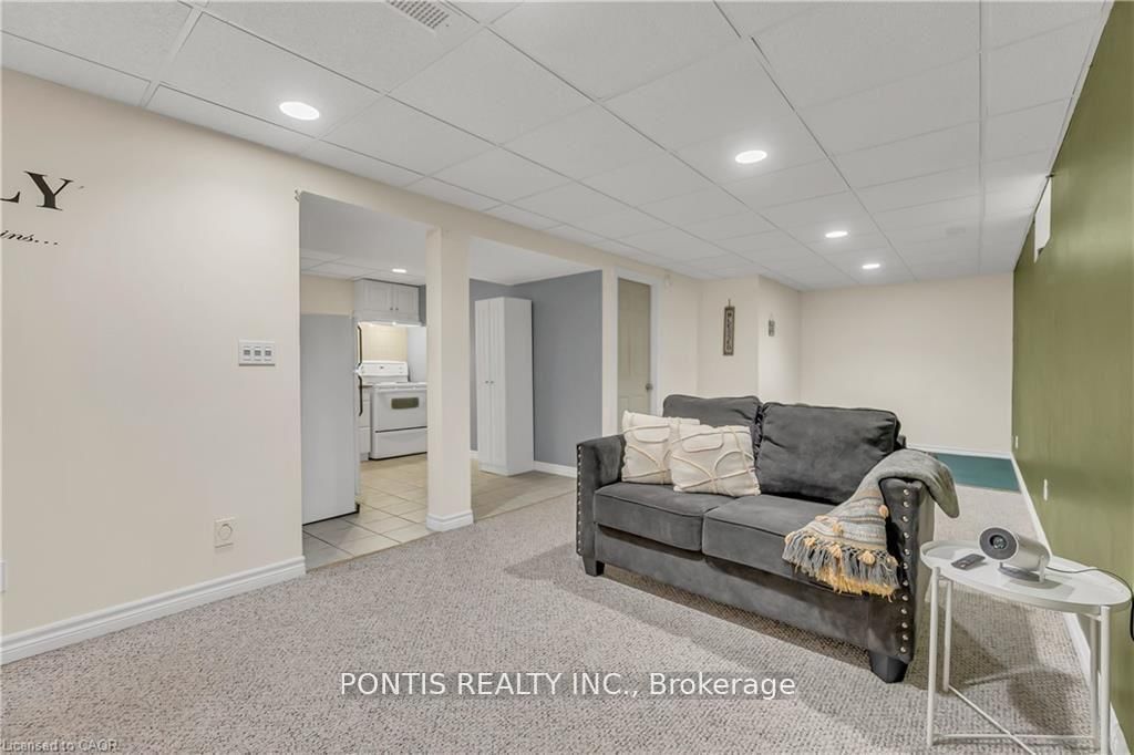 40 Alderson Drive • Cambridge, ON photo 33