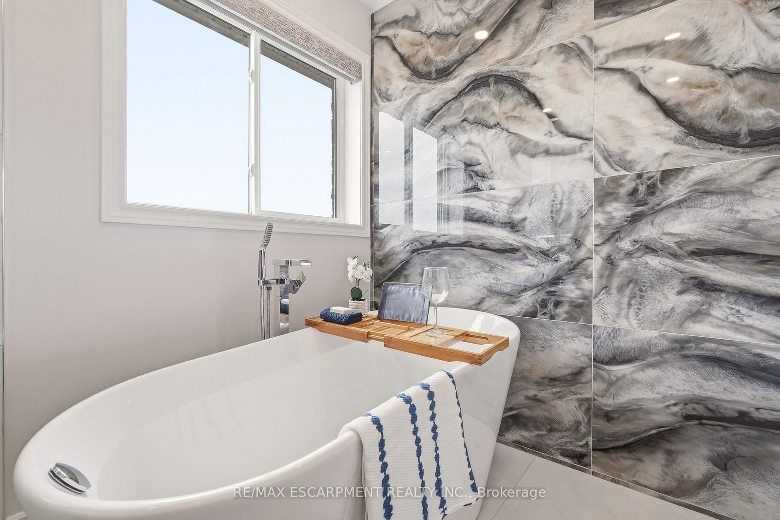 21 House Lane • Hamilton, ON photo 19