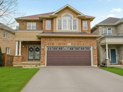 21 House Lane • Hamilton, ON photo 2
