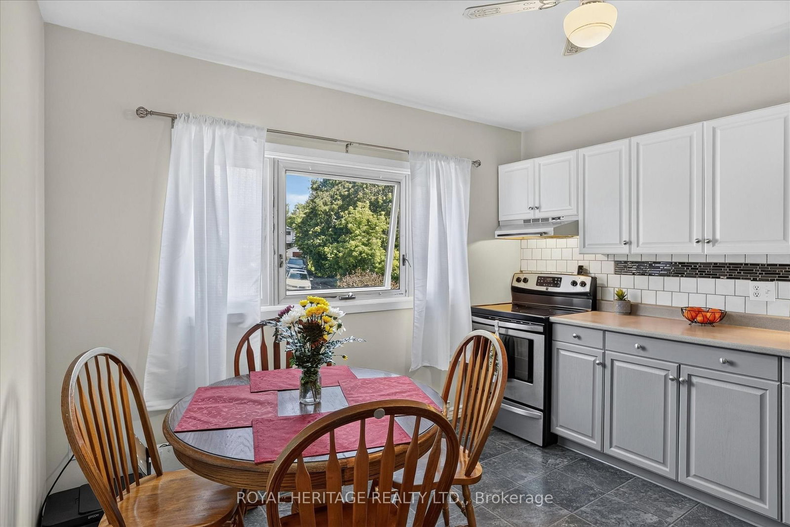 1621 Applewood Crescent • Peterborough, ON photo 11