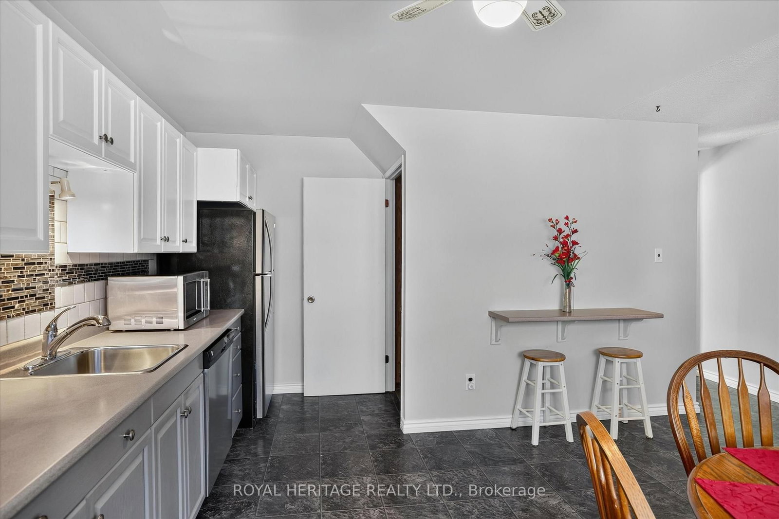 1621 Applewood Crescent • Peterborough, ON photo 15
