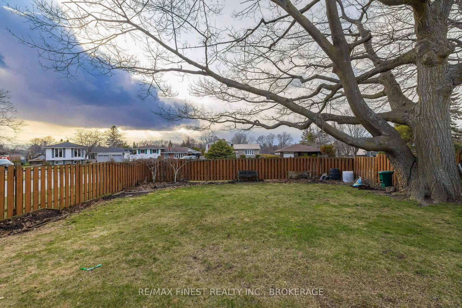 628 Stanford Street • Kingston, ON photo 9