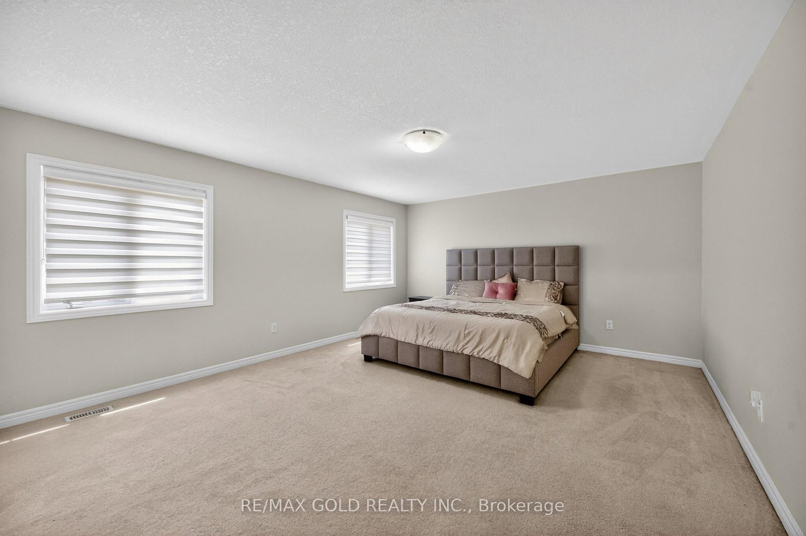 28 Weatherall Avenue • Cambridge, ON photo 19