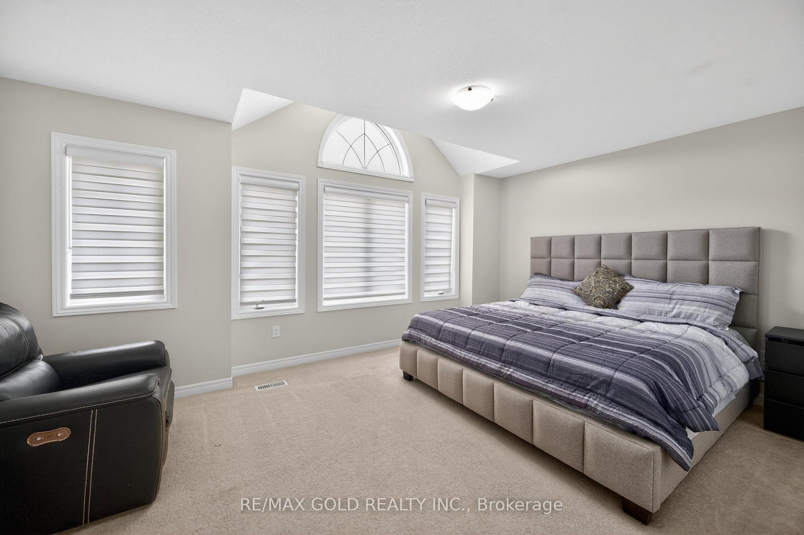 28 Weatherall Avenue • Cambridge, ON photo 24
