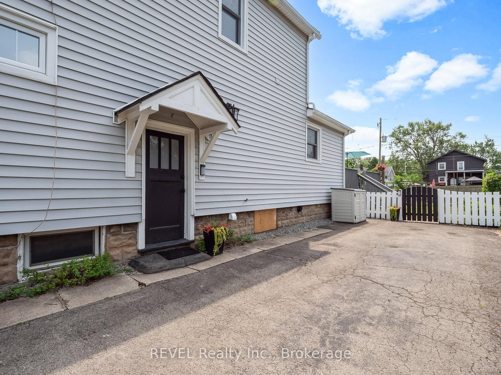 259 Dufferin Street • Fort Erie, ON photo 19