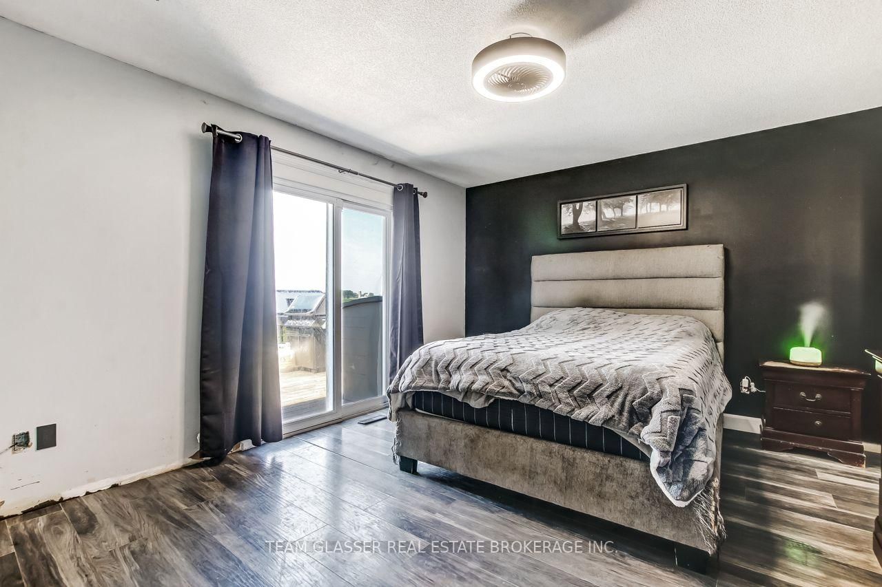23999 Mayfair Road • Adelaide Metcalfe, ON photo 22