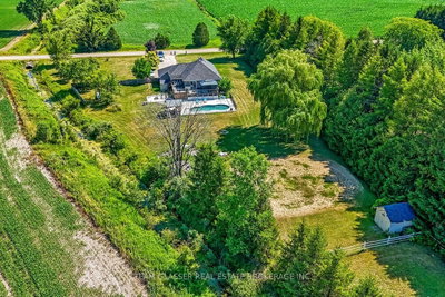 23999 Mayfair Road • Adelaide Metcalfe, ON photo 9