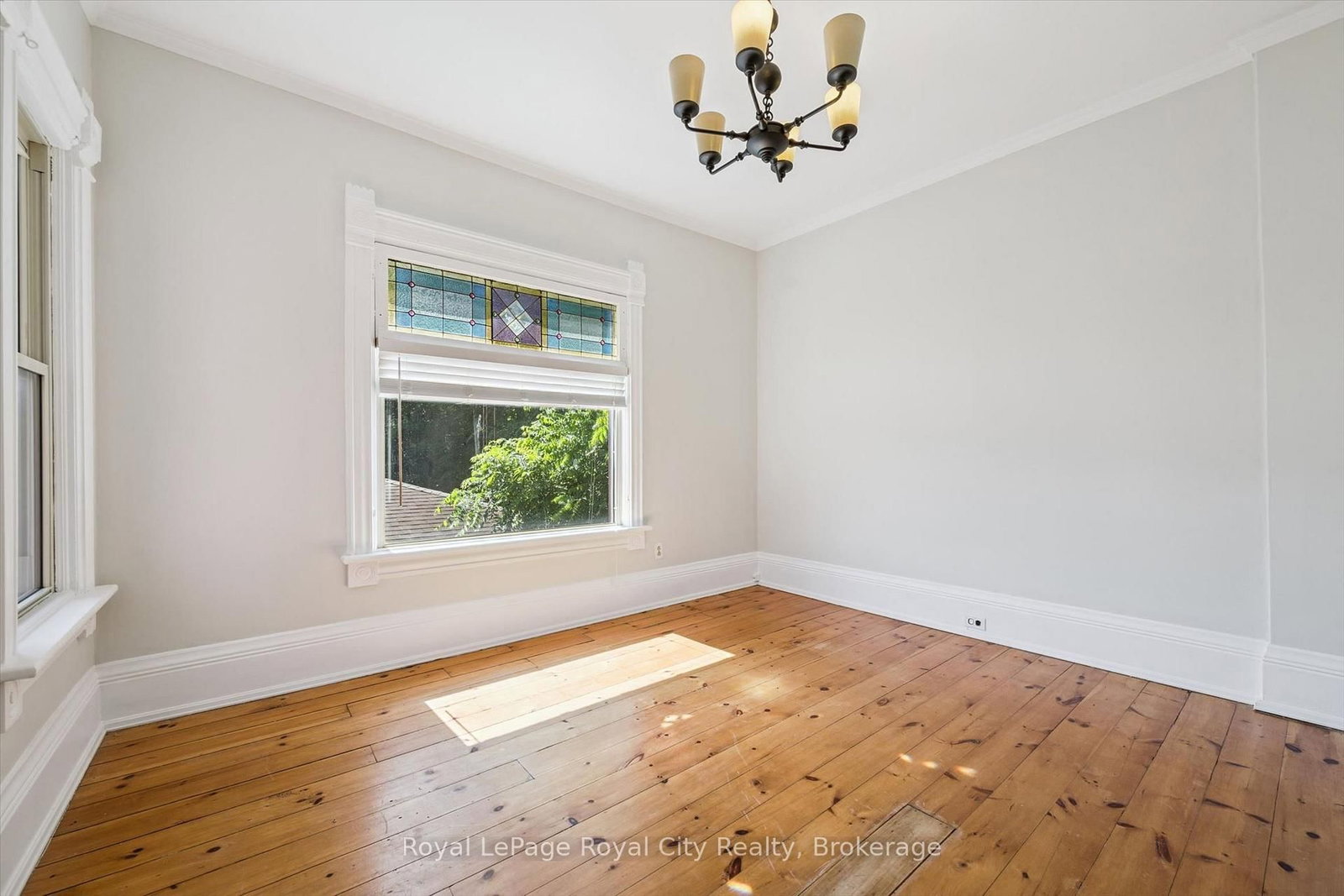 5 West Street • Perth East, ON photo 20