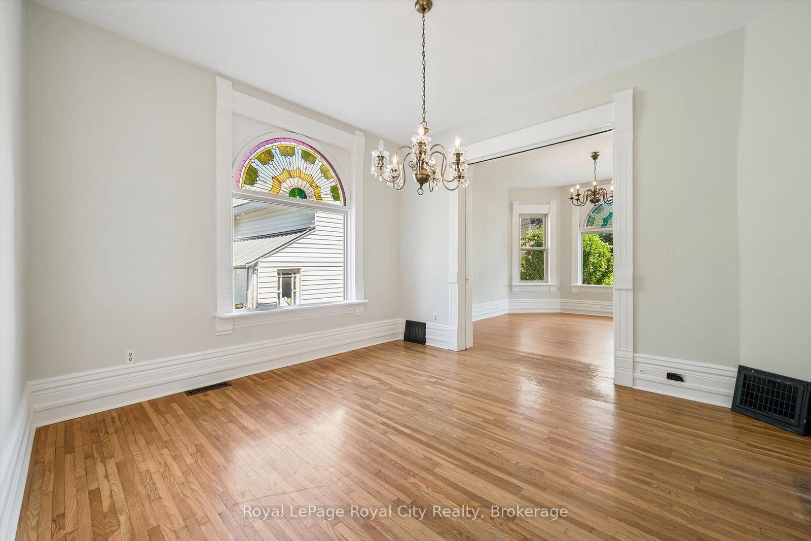 5 West Street • Perth East, ON photo 8