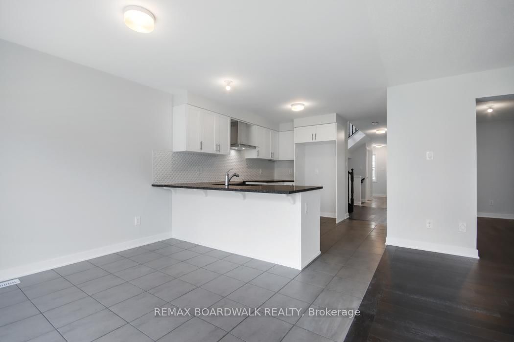 132 Yearling Circle • Richmond, ON photo 14